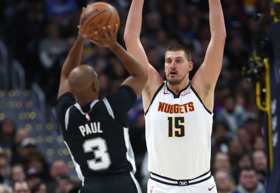 NBA高清在线直播：4月3日马刺对决掘金，掘金能否重返胜利之路？